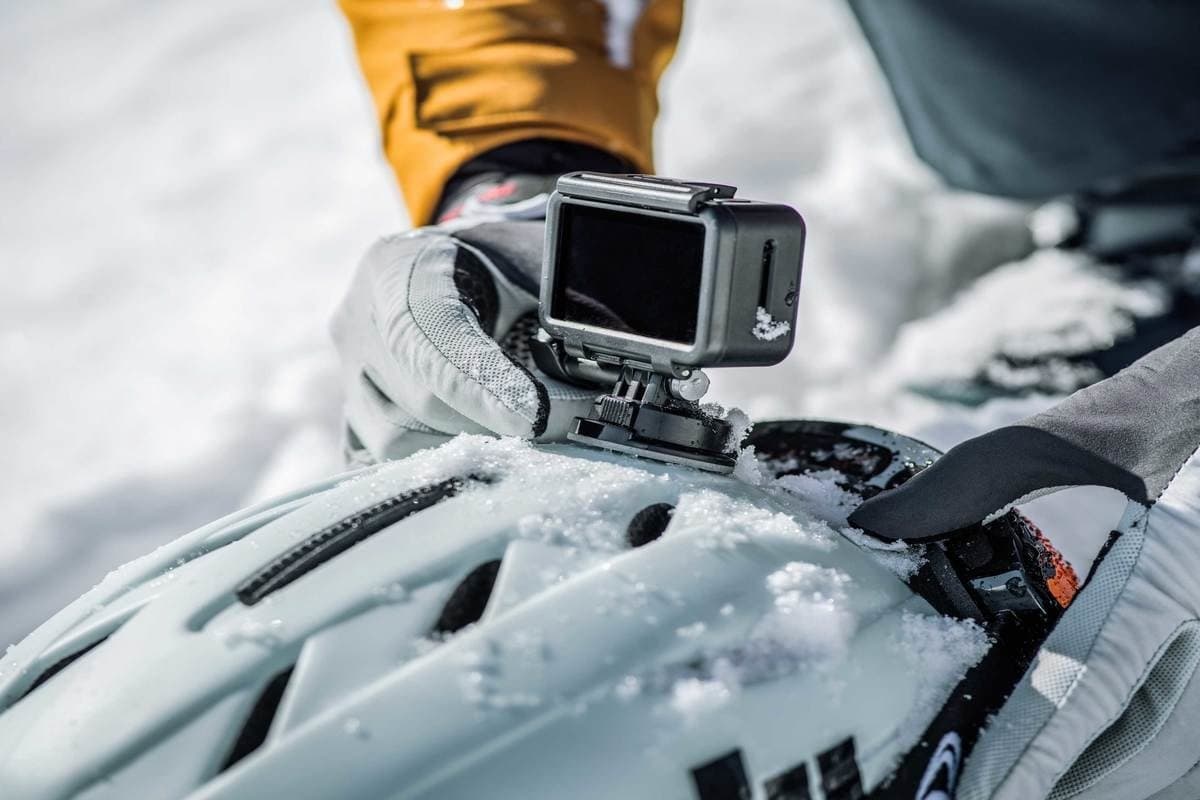 DJI Osmo Action Komplet lepilnih nosilcev (2 ravninska, 2 ukrivljena) 2
