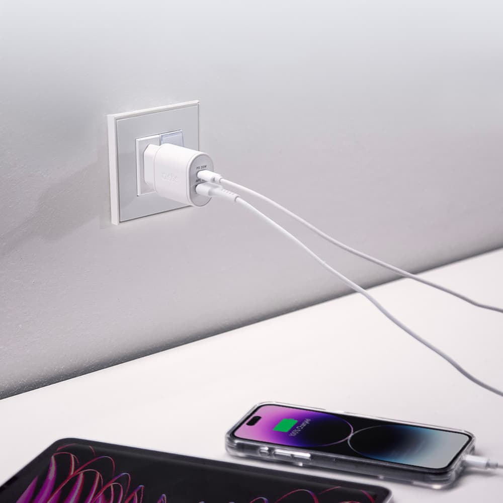 SBS 20W stenski polnilnik USB-A USB-C s Power Delivery - bel 8