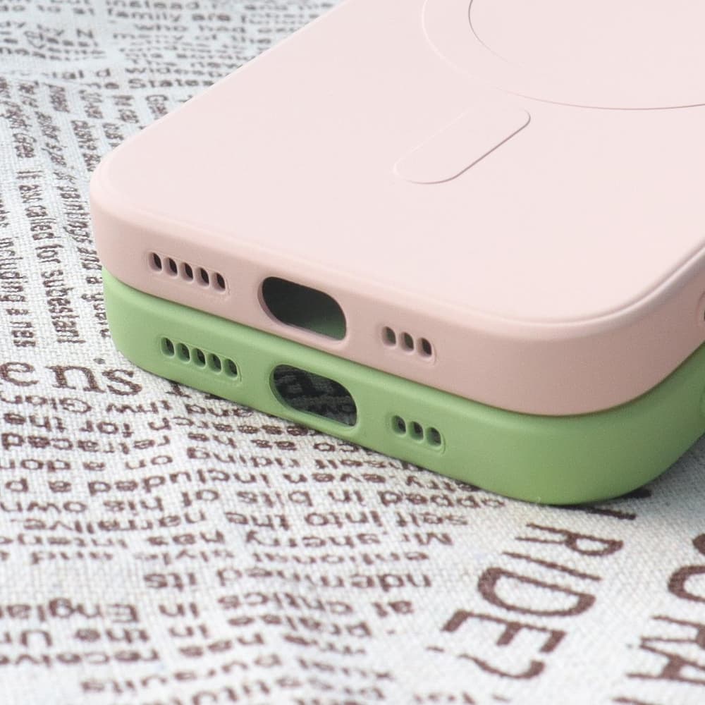 Modra MagSafe silikonska ovitek za iPhone 15 7