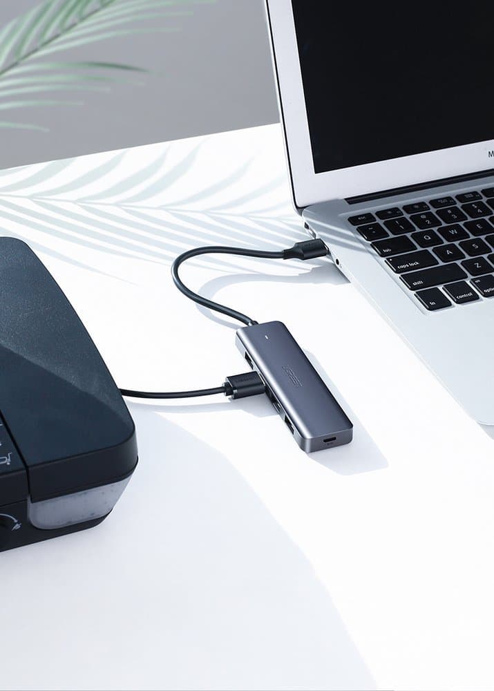 Ugreen USB Type-C HUB 4x USB 3.2 Gen 1 s polnilnim priključkom 8