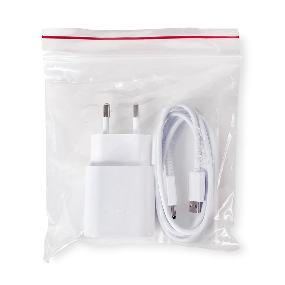 Samsung EP-TA50EWE 8W omrežni polnilnik USB-A z MicroUSB kablom - bel 3