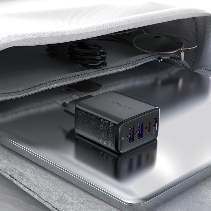 Acefast A57 PD 35W GaN polnilnik, 2x USB-A + USB-C, 3 vrata - črna 6