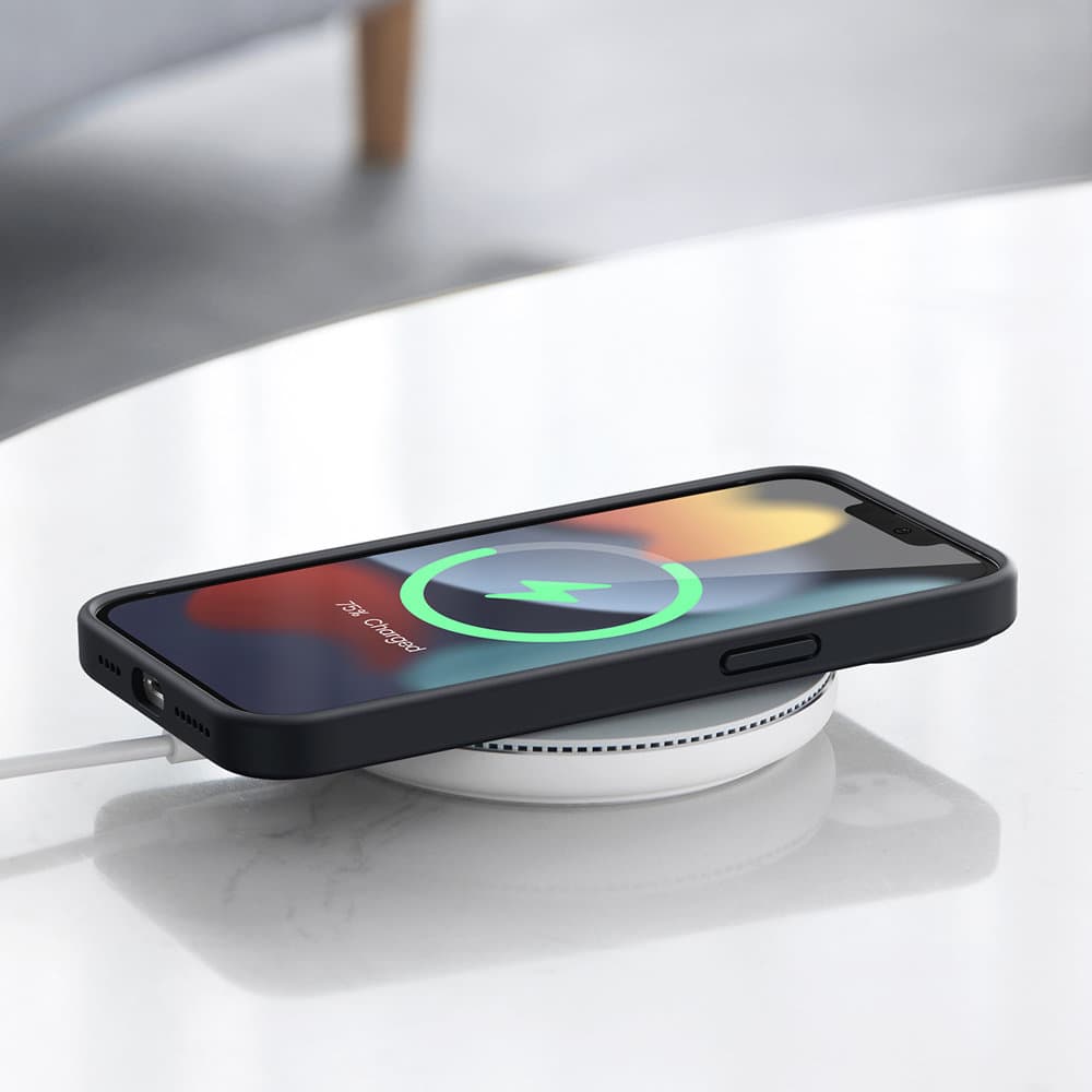 Ugreen Zaščitni silikonski ovitek za iPhone 13 Pro Max, črn 8