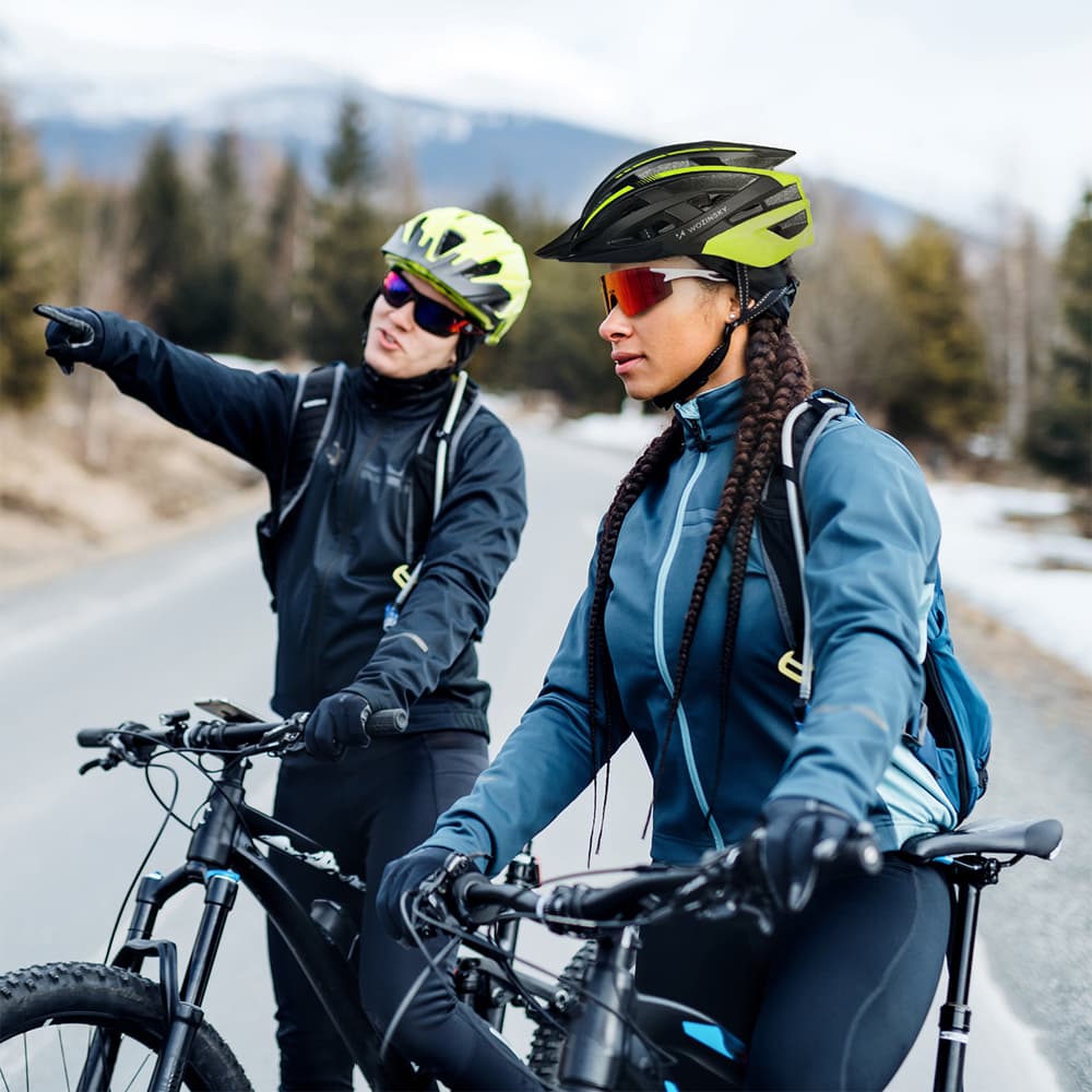 Wozinsky MTB čelada z odstranljivim vizirjem in zadnjo lučjo L - črna/rumena 8