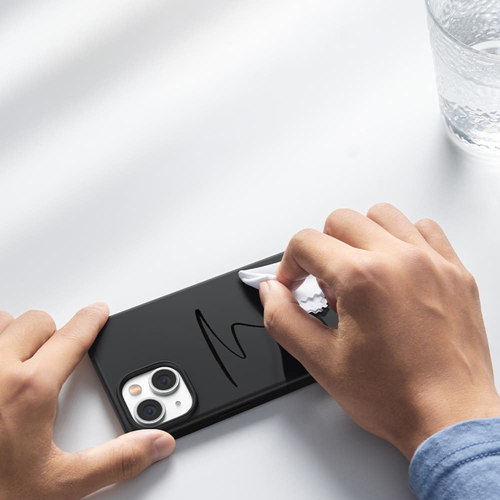 Ugreen Silky Silicone etui za iPhone 14 Plus - črn 7