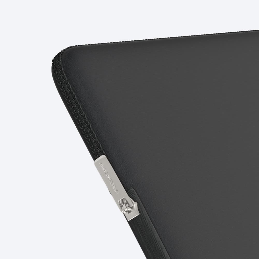 AmazingThing Minimal BasicBag torba za prenosnik MacBook Neo 13", črna 6