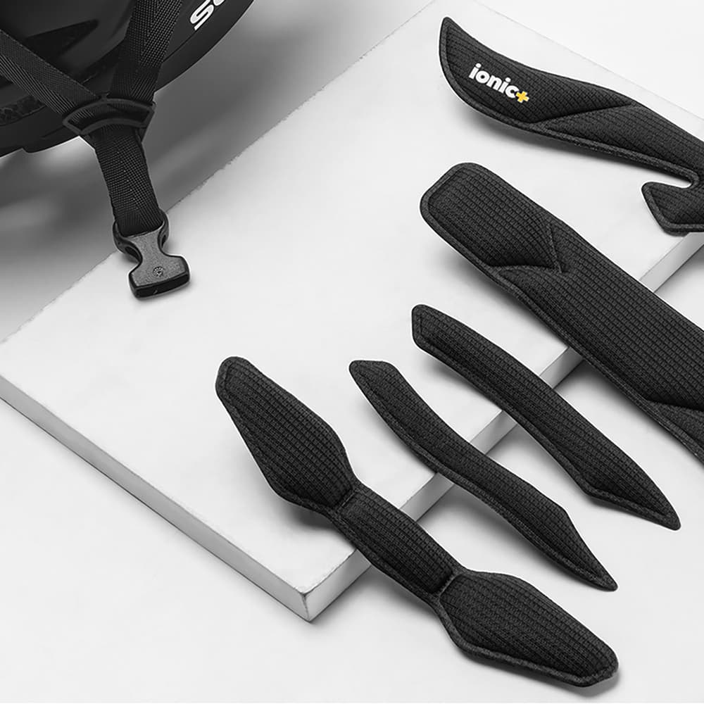 Rockbros Kolesarska čelada z vizirjem, odstranljivi UV zaščitni vizir, Unisex - Črna/Rjava 8