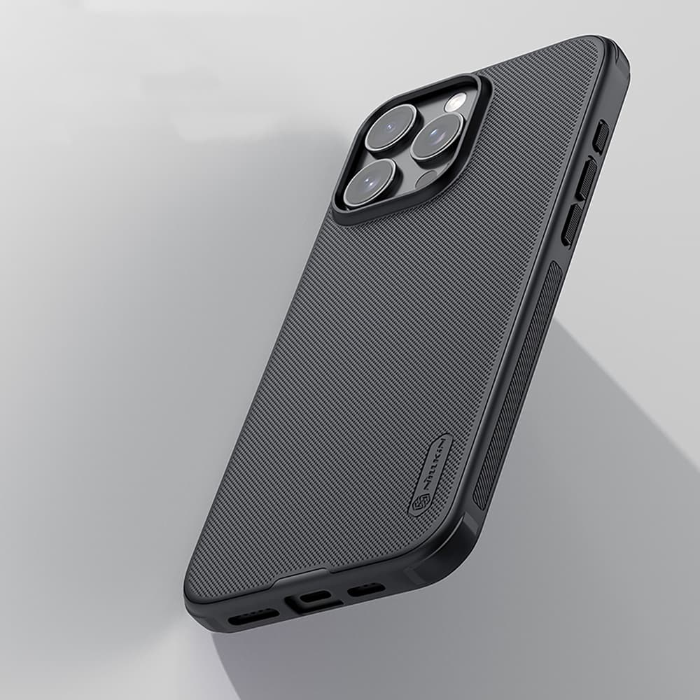 Nillkin Super Frosted Shield Pro ovitek za iPhone 16 Pro - črn 7