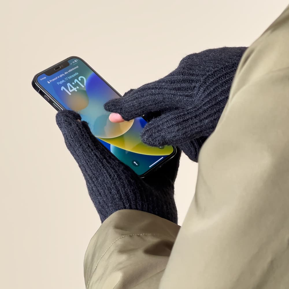 Pletene rokavice za telefon z odprtimi prsti - črne 3