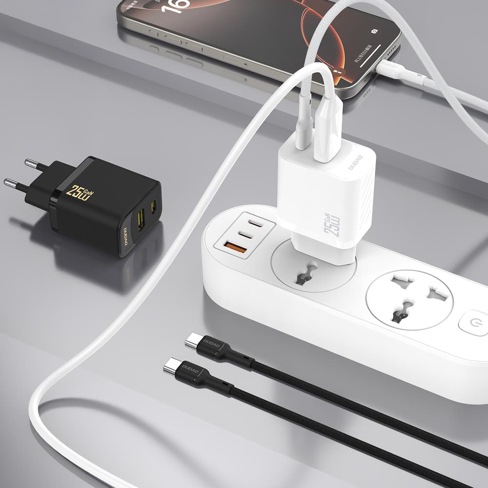 Dudao A26TCEU PD QC 25W GaN USB-A/USB-C polnilnik v USB-C kabel - bela 4