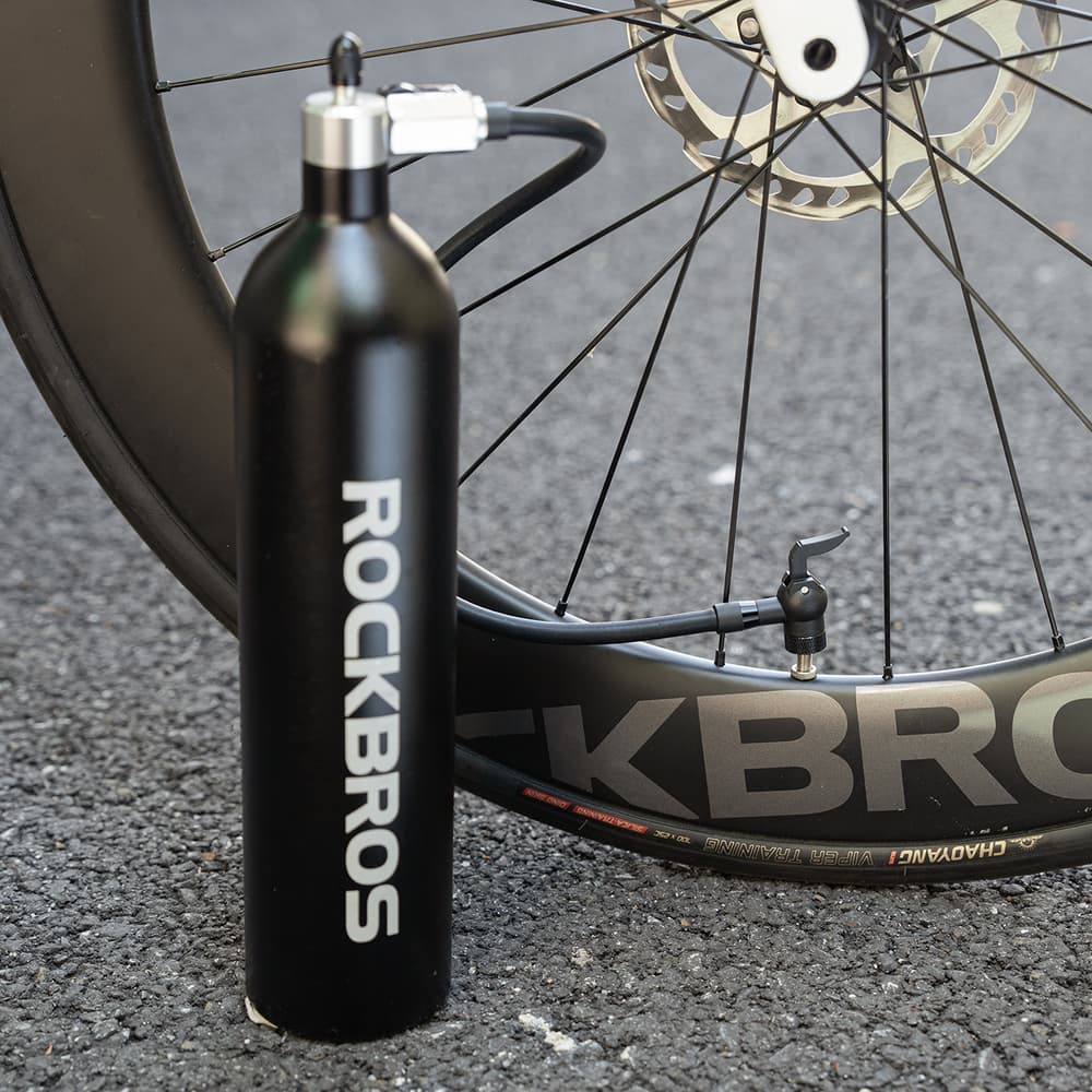Rockbros tlačilka za tubeless pnevmatike 200 PSI 1,2l - Črna 7