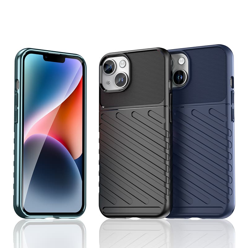 Oklepljen ovitek za iPhone 15 Plus Hurtel Thunder Case - črn 6