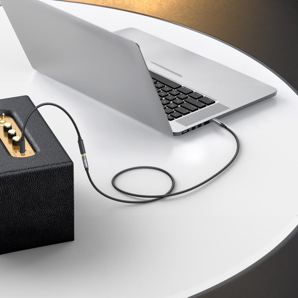 Ugreen AUX kabel 3.5mm mini jack (M/Ž) 1m, srebrn 3