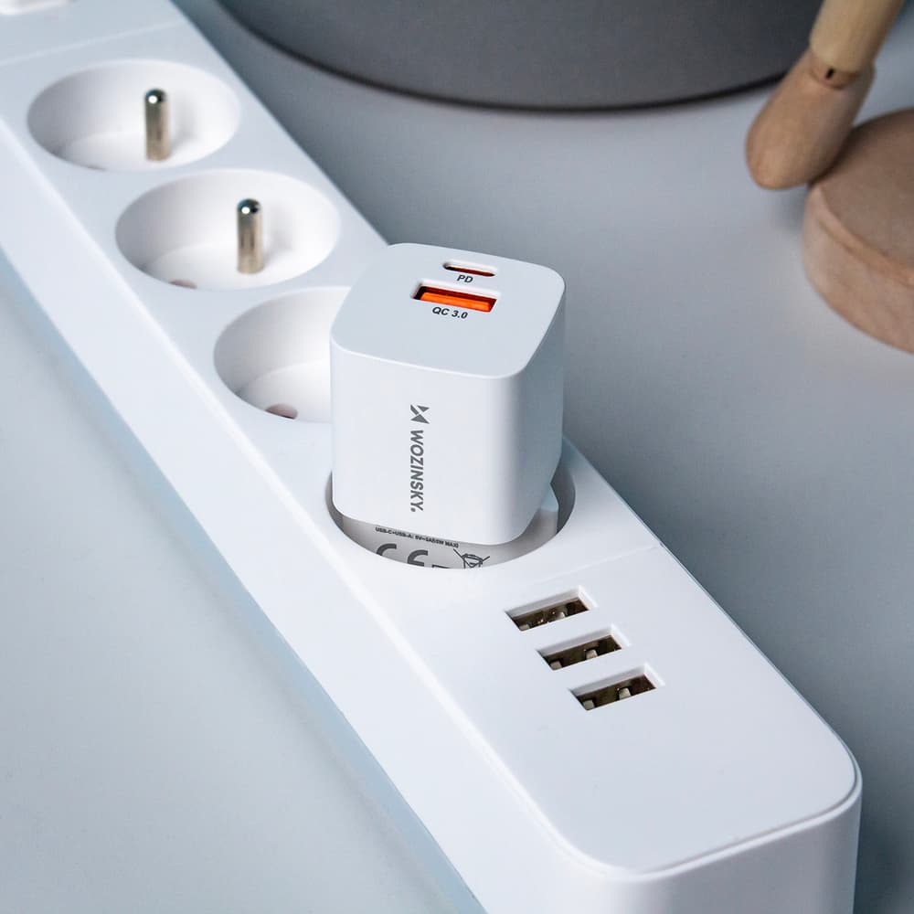 Wozinsky CMWCW 20W USB-C / USB-A zidni polnilnik – bel 5