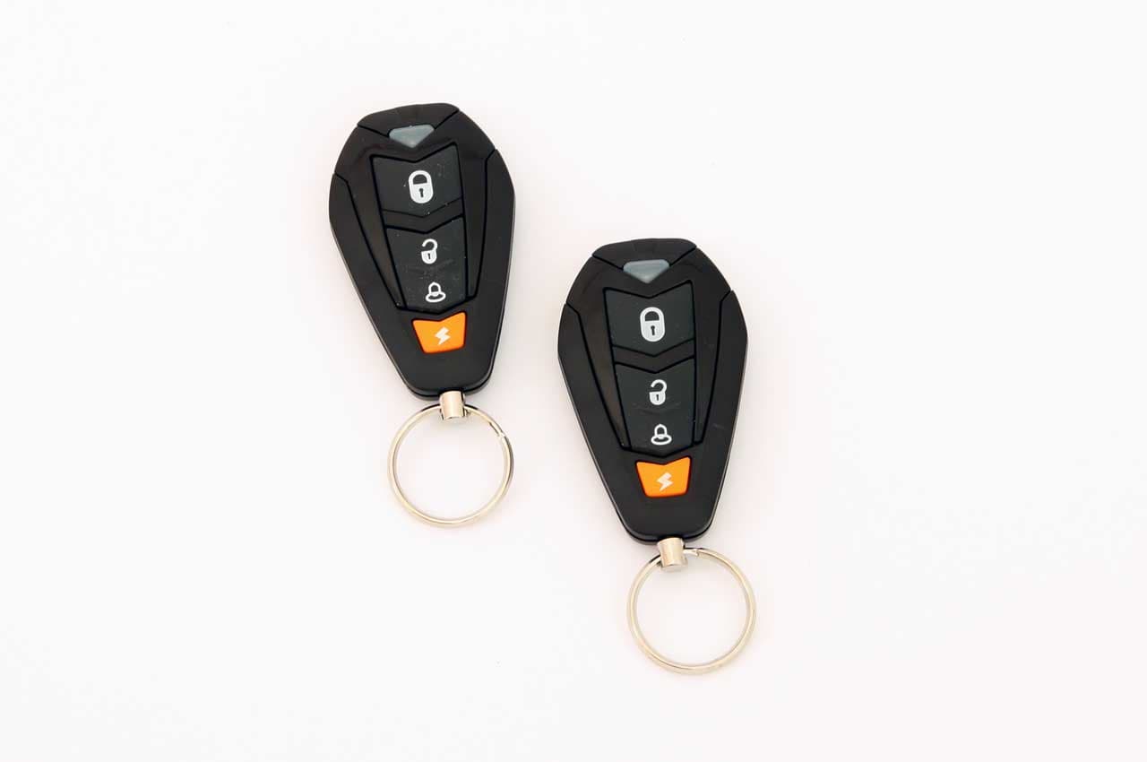 Univerzalni alarm za motor AMiO MCA14 z daljinskim upravljanjem (2x daljinca) 2