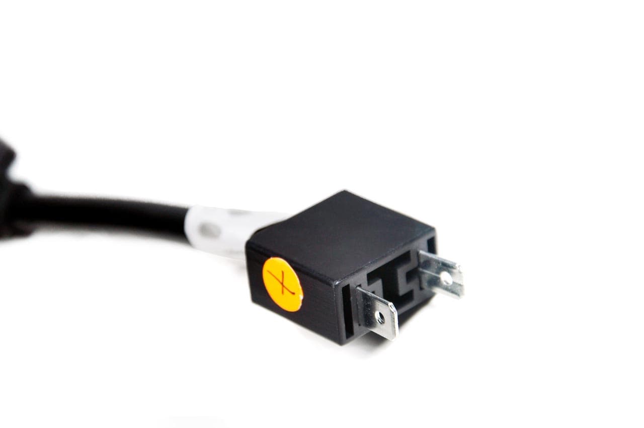 AMiO adapter Canbus za H7 žaromet - preprečuje napake 3