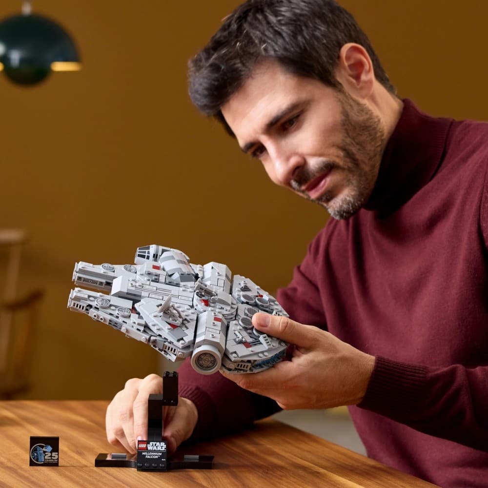 LEGO Star Wars 75375 Sokolet Millenium 5