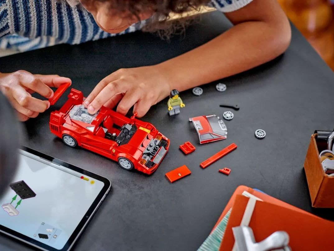 LEGO Speed Champions 76934 Ferrari F40 4