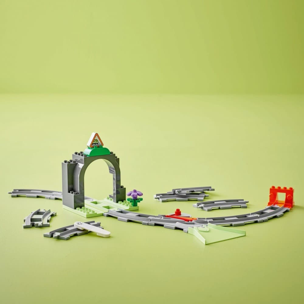 LEGO DUPLO 10425 Predor in tiri - razširitveni paket za vlake 6