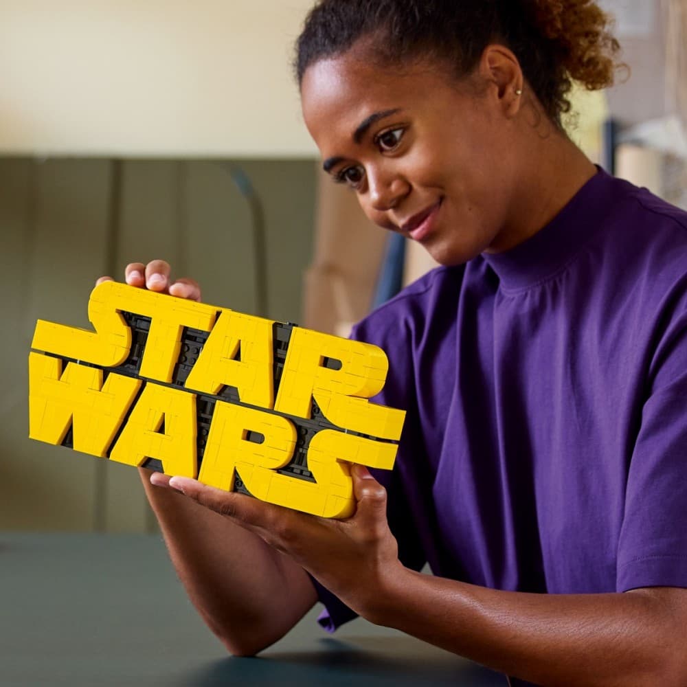 LEGO Star Wars 75407 Logotip Star Wars iz kock 6