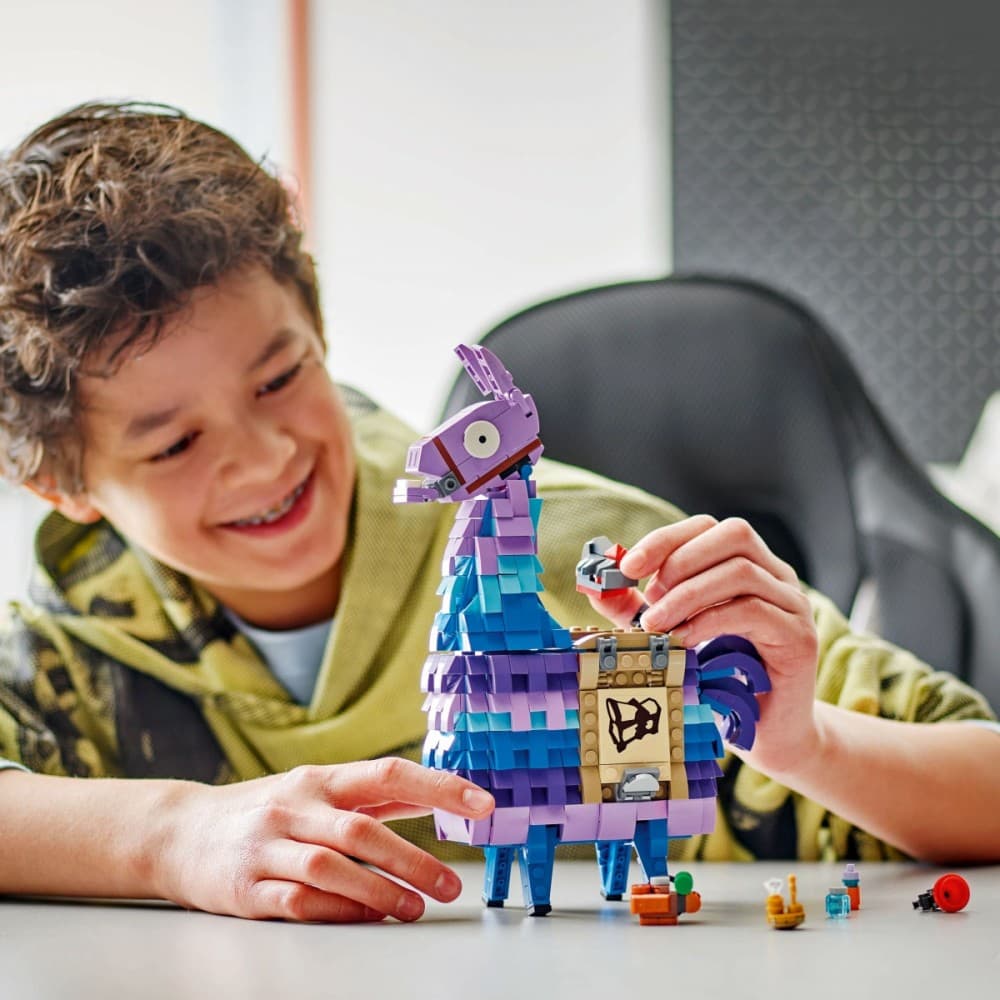 LEGO Fortnite 77071 Lama iz Naletov 6