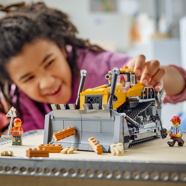 LEGO City Rumeni Buldožer 60466 - Gradbena igrača za otroke 4