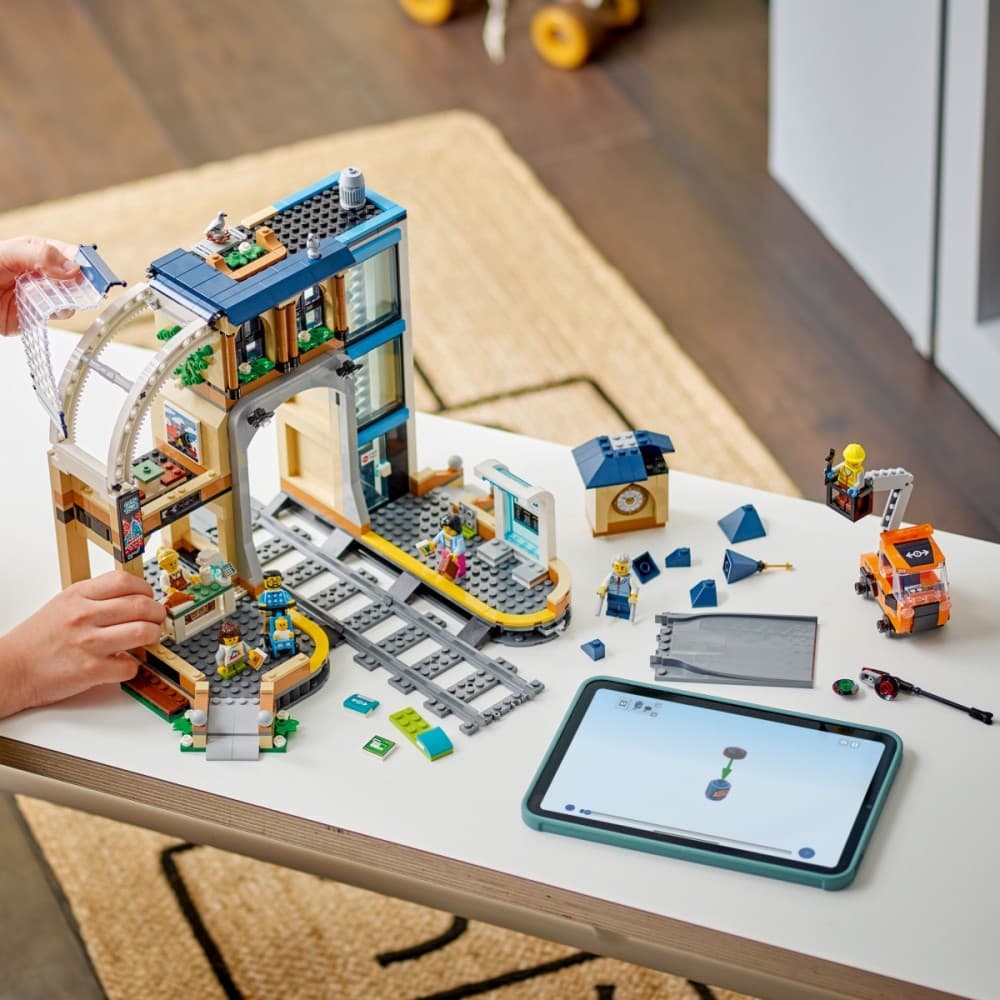 LEGO City 60469 - Glavna železniška postaja 8