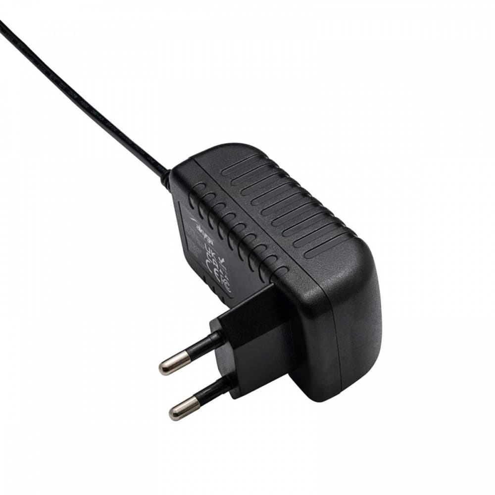 Univerzalni napajalnik AKYGA 12V/500mA 6W, 5.5x2.1mm 4