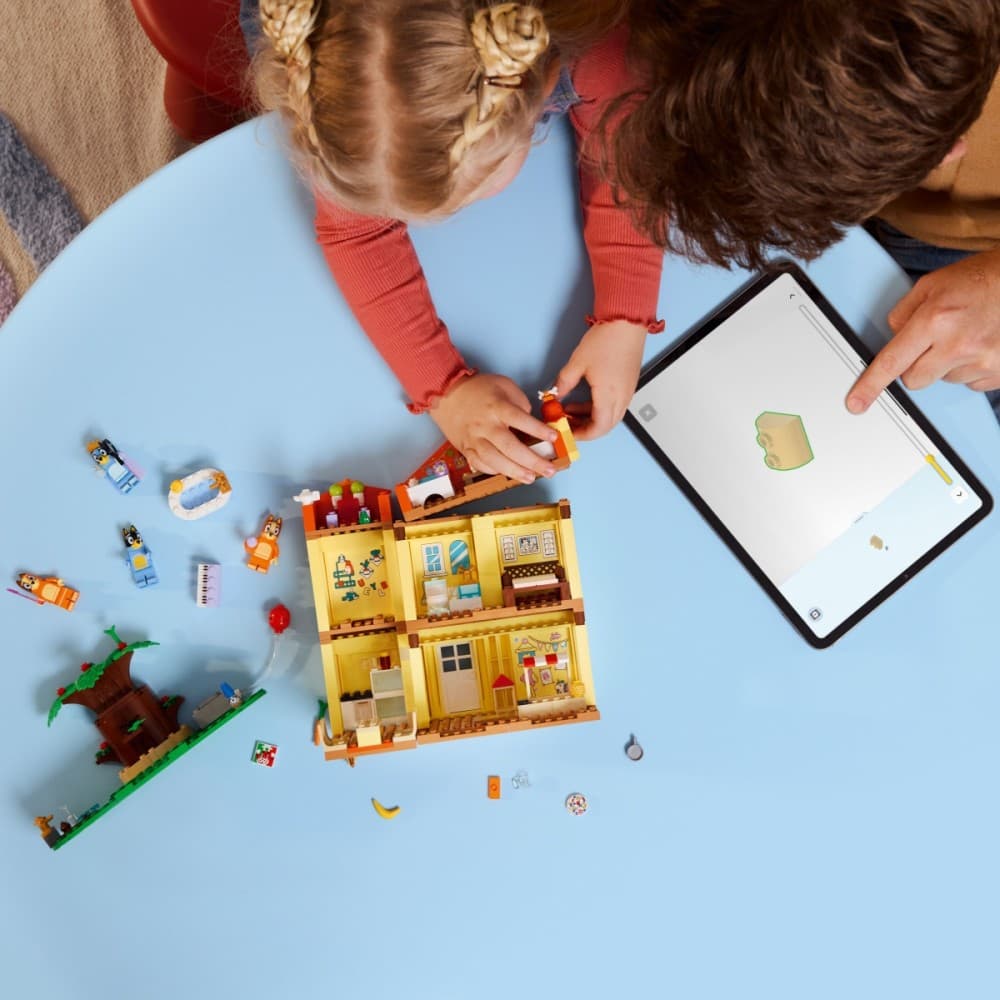 LEGO Kocke Bluey 11203 Družinska hiša 8
