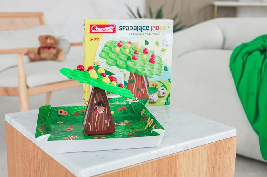 Namizna igra Spadajoča jabolka 8