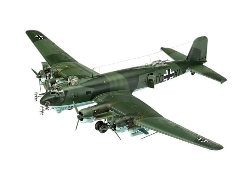 Model letala REVELL Focke-Wulf FW 200 C-5/C-8 3