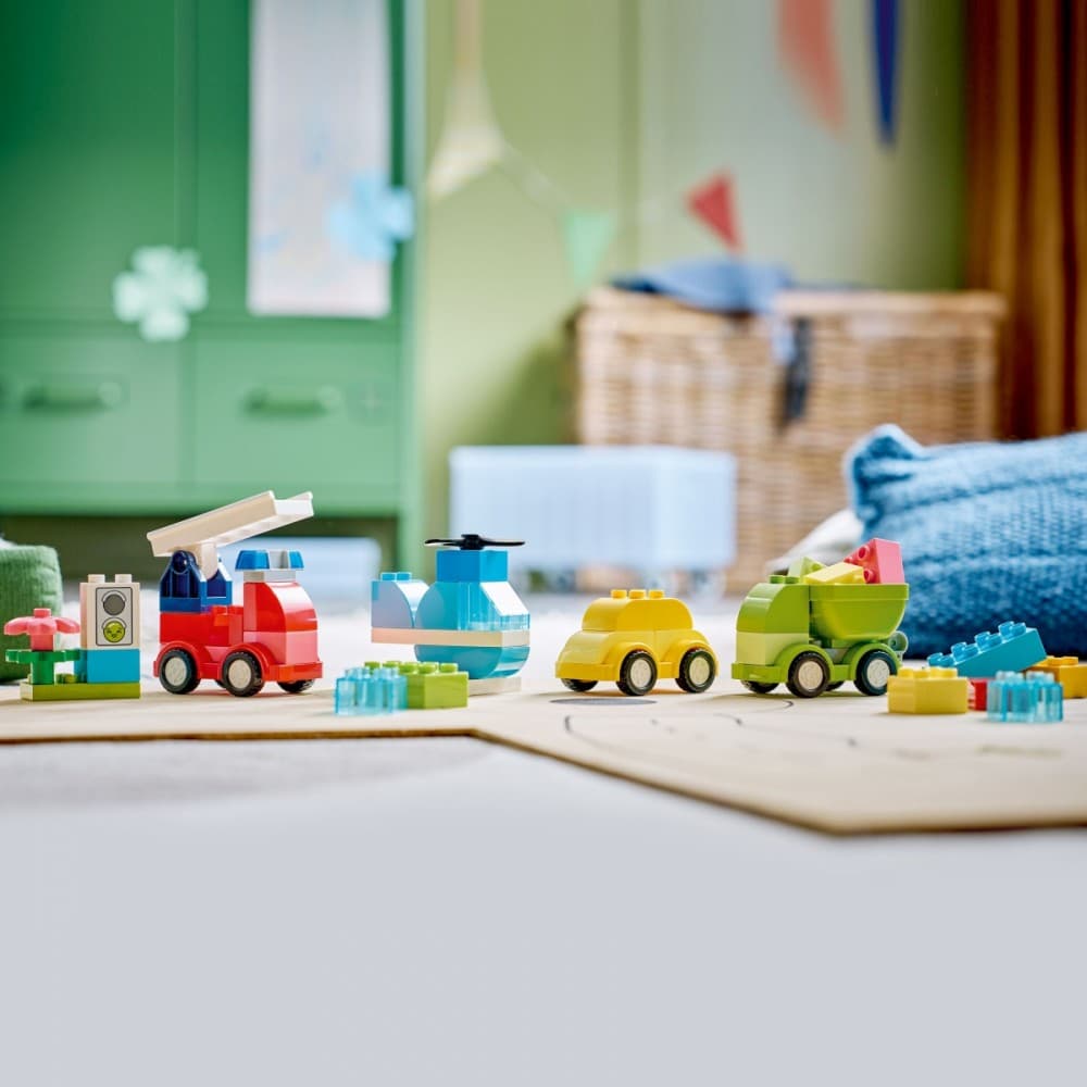 LEGO Duplo 10474 Kreativna vozila za malčke 4