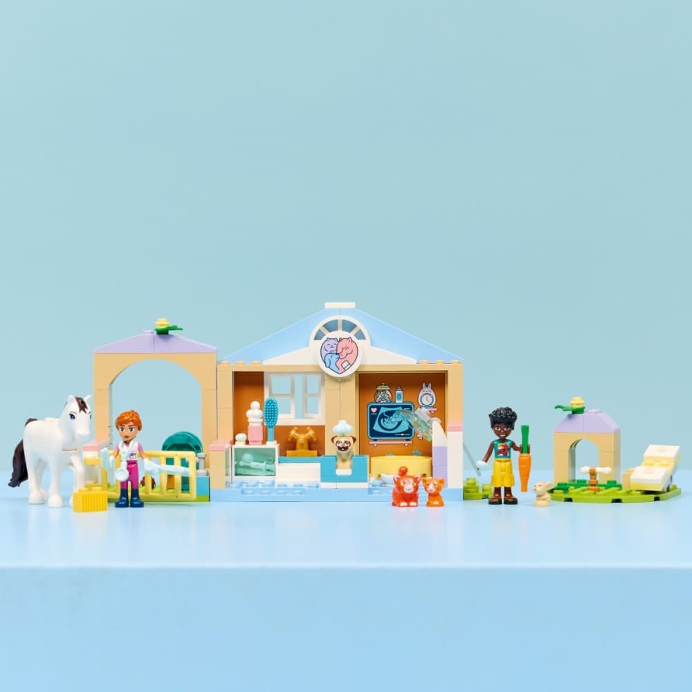 LEGO Friends 42696: Veterinarska klinika za živali 4