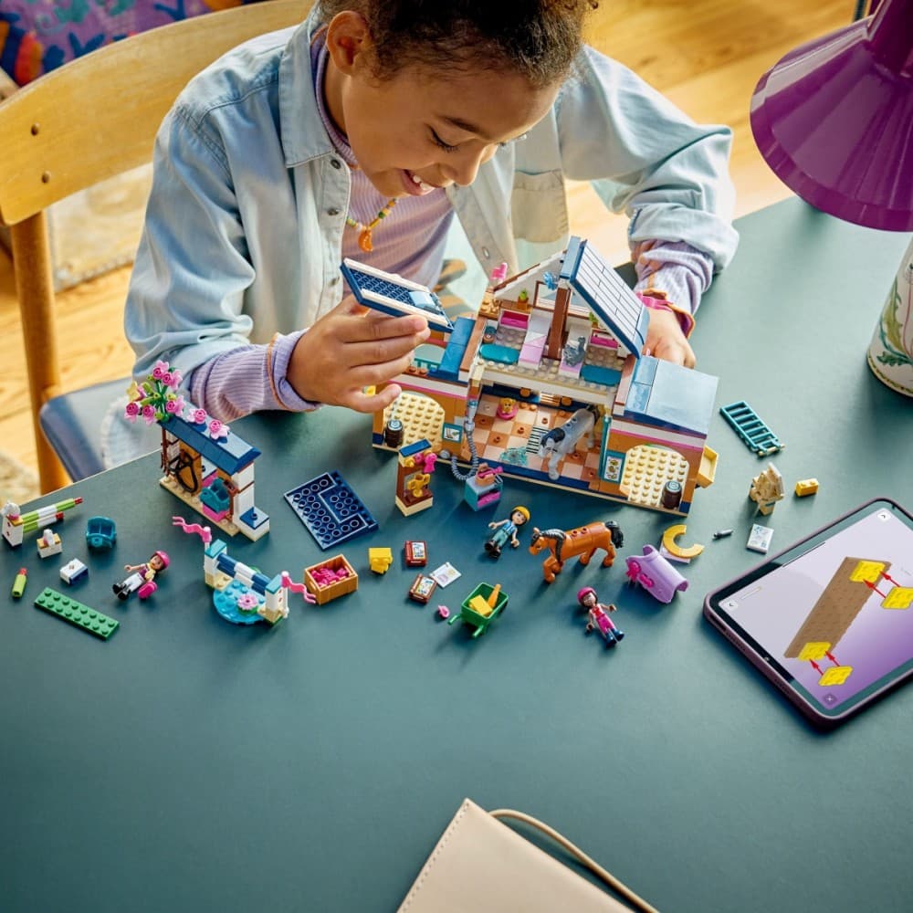 LEGO Friends 42688: Štala in jahalna šola 3
