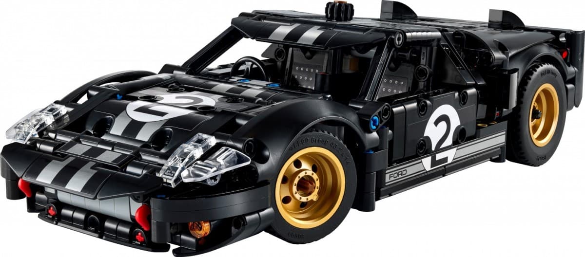 LEGO Technic 1966 Ford GT40 MKII 42223 8
