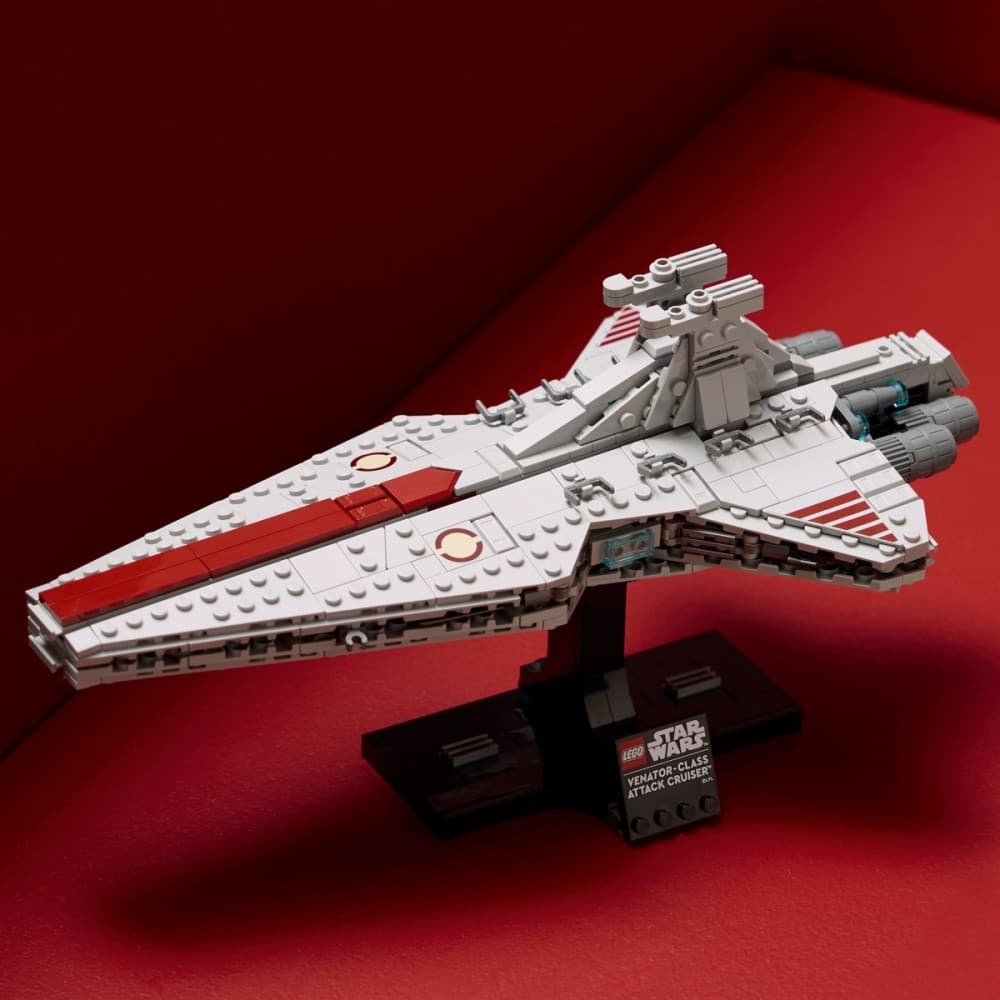 LEGO Star Wars Venator Krstarica 75441 7