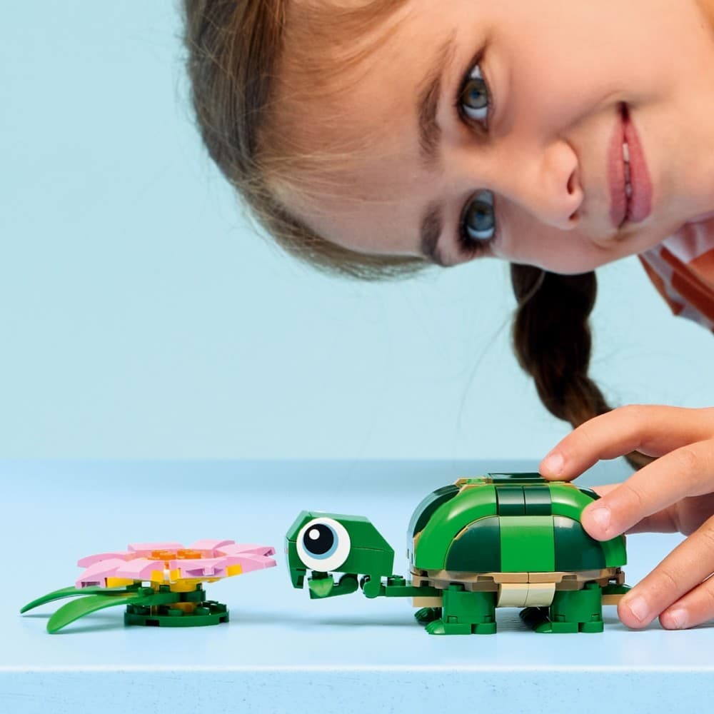 LEGO Creator 31377: Želva in cvet vodne lilije 2