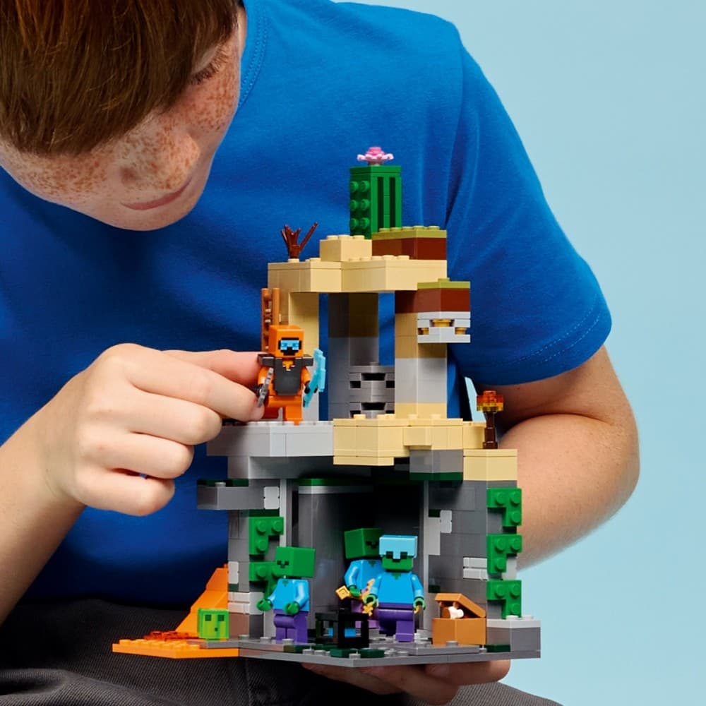 LEGO Minecraft 21587: Zombi ječa 3