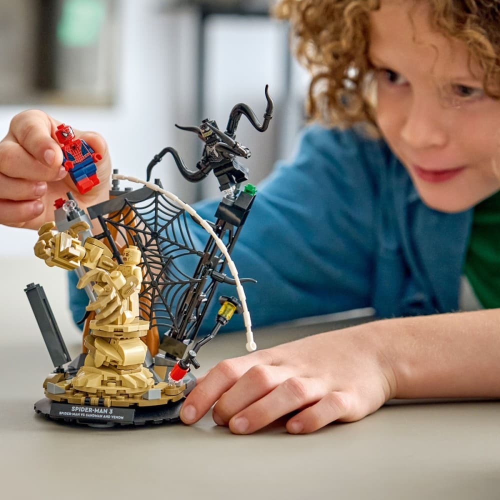 LEGO Super Heroes 76334: Epical Battle: Spider-Man vs. Sandman 7
