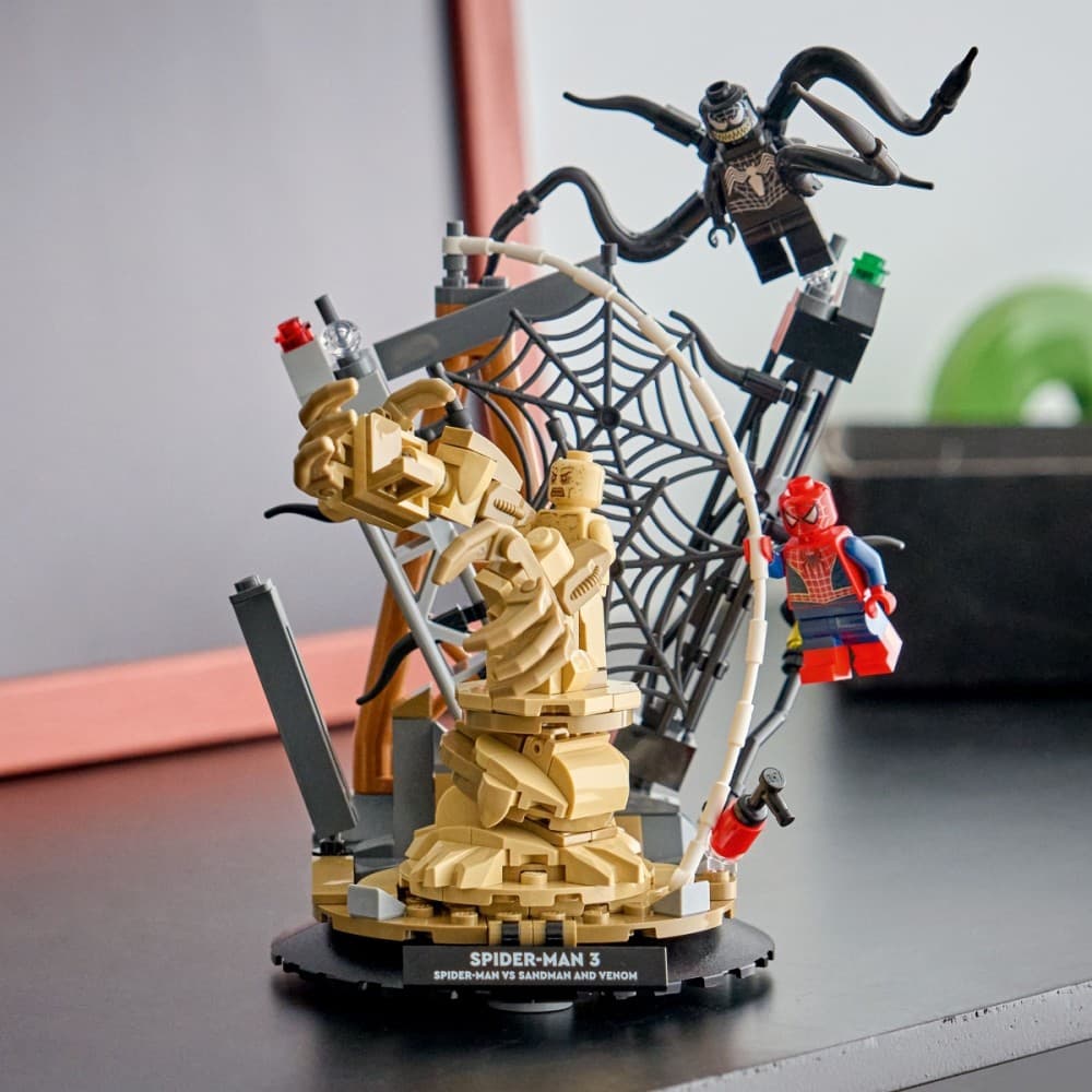 LEGO Super Heroes 76334: Epical Battle: Spider-Man vs. Sandman 8