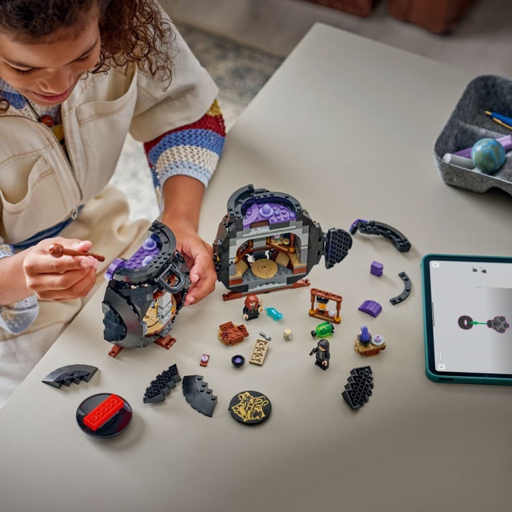 LEGO Harry Potter 76464 Magicni kotel: Lekcija eliksirjev 3