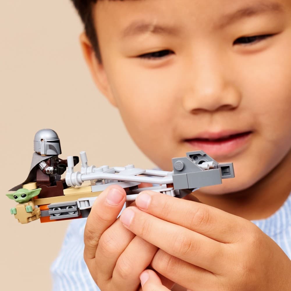 LEGO Star Wars 75436 – Mandalorianov śmigacz in Grogu 3