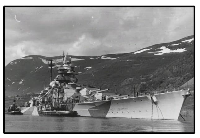 COBI KOCKI 4853 - Bojni ladji Tirpitz, 593 kock 4