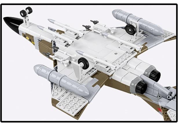 COBI KOCKI 5908 - F-4M Phantom II, britanski lovec, 728 kock 7