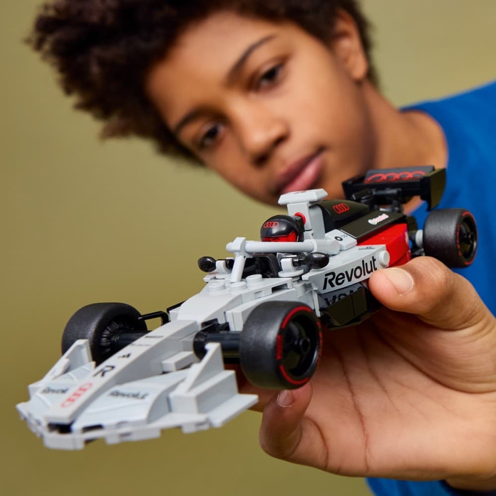 LEGO Speed Champions 77259 dirkalnik Audi F1 Team R26 6