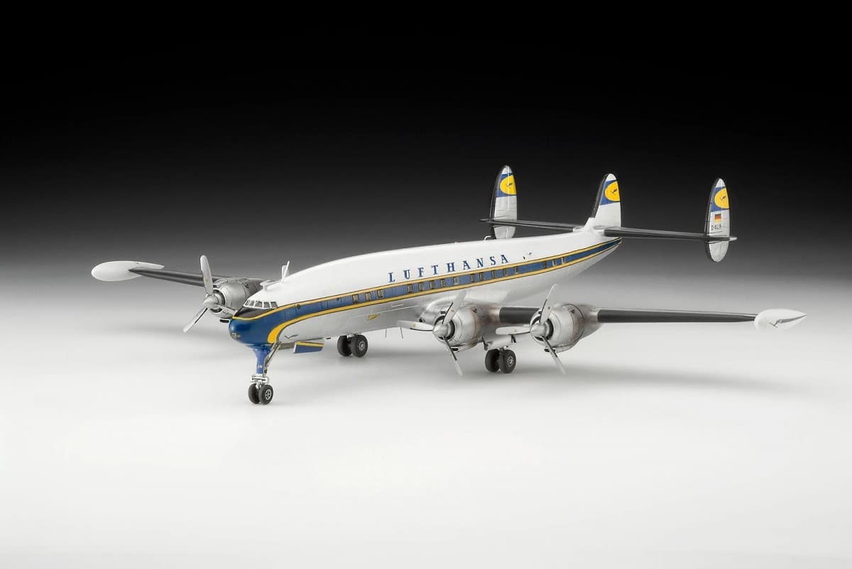 Model letala Lockheed L-1049G Super Constellation Lufthansa Revell 1:144 8