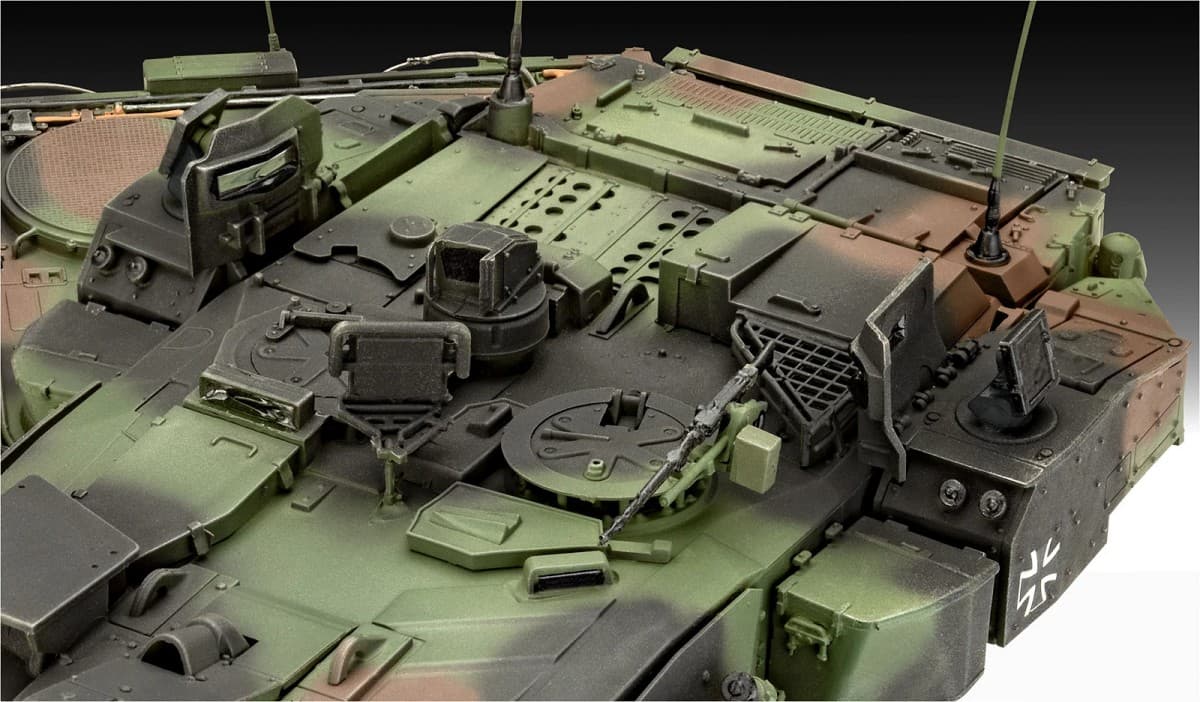 Plastični model tanka Leopard 2A7A1 Revell 1:72 4