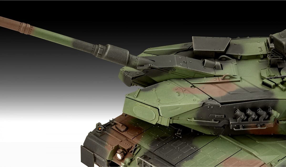Plastični model tanka Leopard 2A7A1 Revell 1:72 5