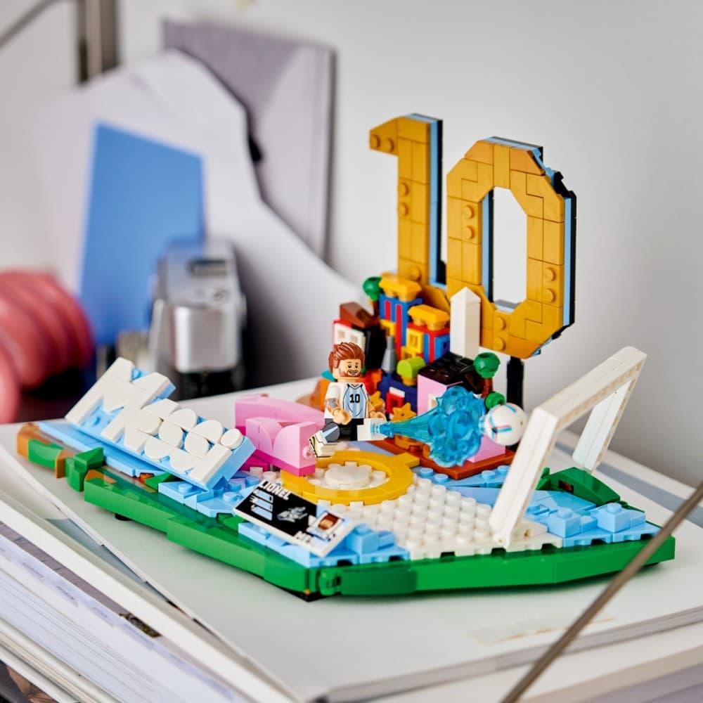 LEGO EDITIONS 43011 Lionel Messi - Nogometni trenutki 8