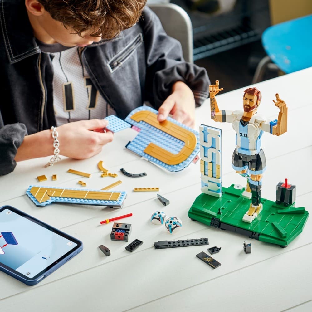 LEGO Kocke Lionel Messi - nogometna legenda 6